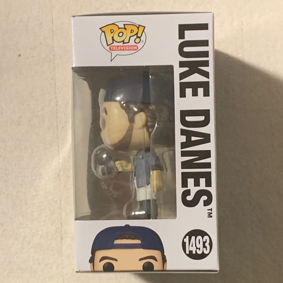 Luke Danes Funko pop (NWT) - Picture 4 of 6